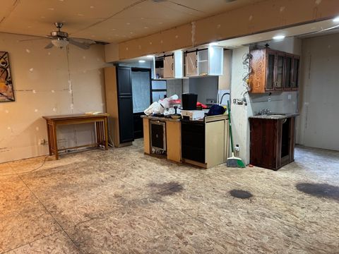 Tiny photo for 4460 N Tripp Avenue, Chicago, IL 60630 (MLS # 12506396)