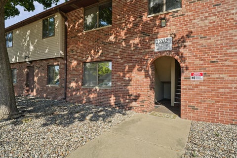 Photo of 1202 Dean Drive #3, Urbana, IL 61802 (MLS # 12763496)