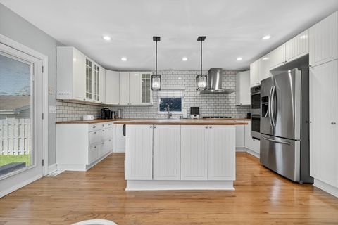 Tiny photo for 4338 N Overhill Avenue, Norridge, IL 60706 (MLS # 12494839)