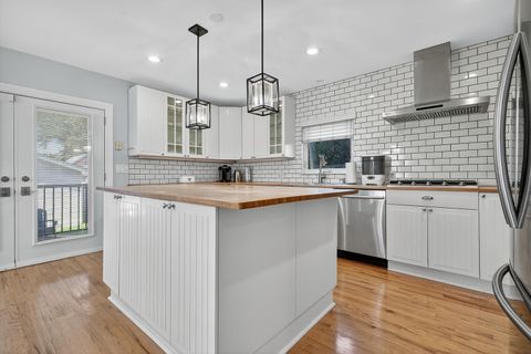 Tiny photo for 4338 N Overhill Avenue, Norridge, IL 60706 (MLS # 12494839)