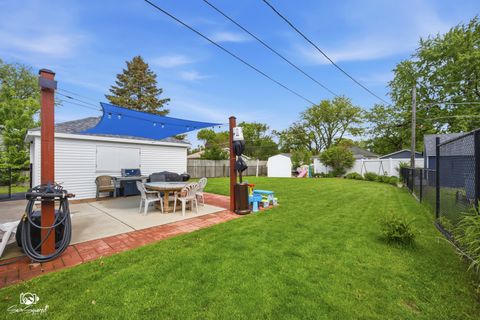 Tiny photo for 1611 Marquette Road, Joliet, IL 60435 (MLS # 12639375)