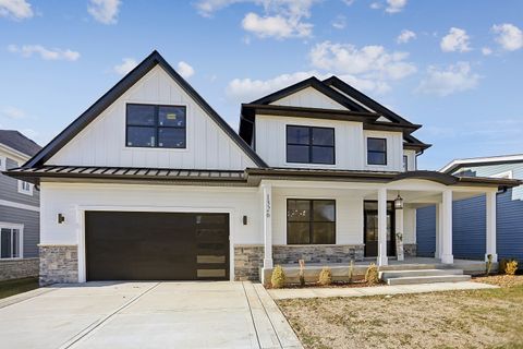 Tiny photo for 1326 N Race Avenue, Arlington Heights, IL 60004 (MLS # 12486774)