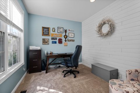 Tiny photo for 504 Dogwood Court, North Aurora, IL 60542 (MLS # 12481731)