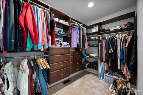 Tiny photo for 504 Dogwood Court, North Aurora, IL 60542 (MLS # 12481731)