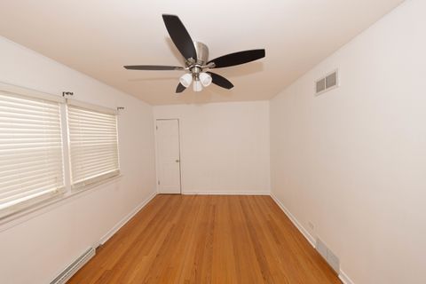 Tiny photo for 2718 S East Avenue, Berwyn, IL 60402 (MLS # 12487641)