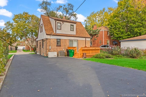 Tiny photo for 1311 Heidorn Avenue, Westchester, IL 60154 (MLS # 12794431)