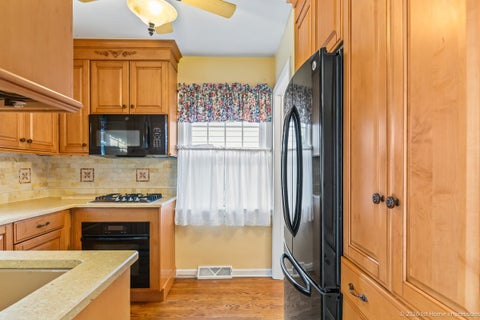 Tiny photo for 1311 Heidorn Avenue, Westchester, IL 60154 (MLS # 12794431)