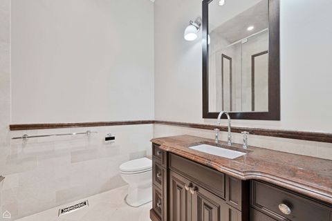 Tiny photo for 2202 MARTIN Lane, Northfield, IL 60093 (MLS # 12489209)