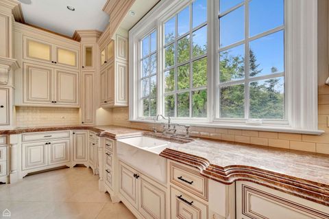 Tiny photo for 2202 MARTIN Lane, Northfield, IL 60093 (MLS # 12489209)