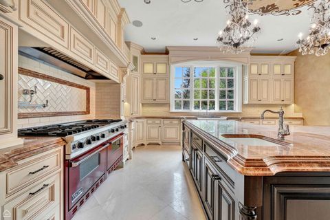 Tiny photo for 2202 MARTIN Lane, Northfield, IL 60093 (MLS # 12489209)