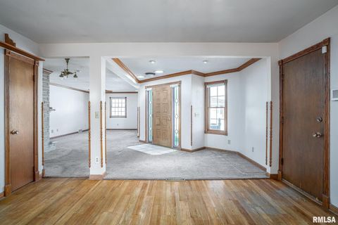 Tiny photo for 3812 N Thornwood Avenue, Davenport, IA 52806 (MLS # 12566309)