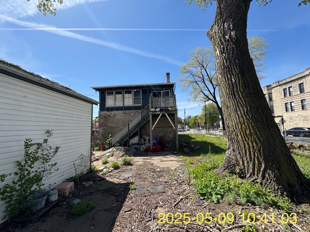 654 W 47th Street
