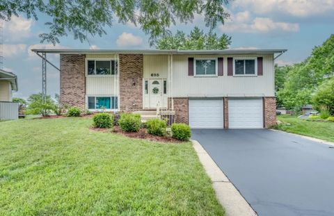 655 Oklahoma Circle Elk Grove Village IL 60007