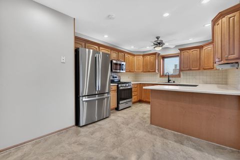 Tiny photo for 8150 Brookside Drive #204, Palos Park, IL 60464 (MLS # 12604043)