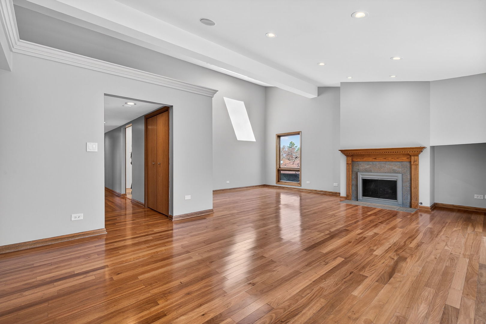 8150 Brookside Drive 204