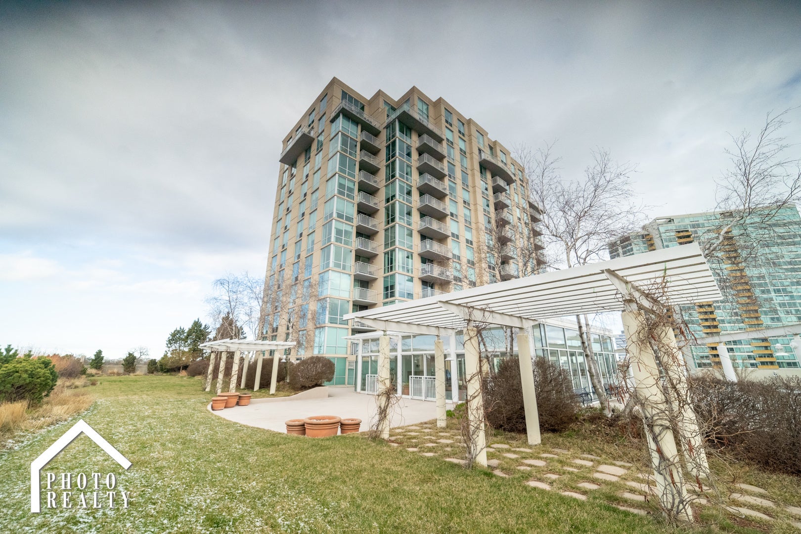 1640 MAPLE Avenue 1208