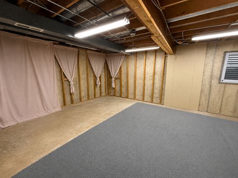 Tiny photo for 204 W Hawthorne Boulevard, Mundelein, IL 60060 (MLS # 12680271)