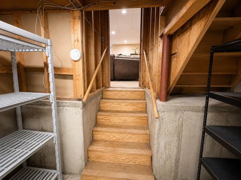 Tiny photo for 204 W Hawthorne Boulevard, Mundelein, IL 60060 (MLS # 12680271)