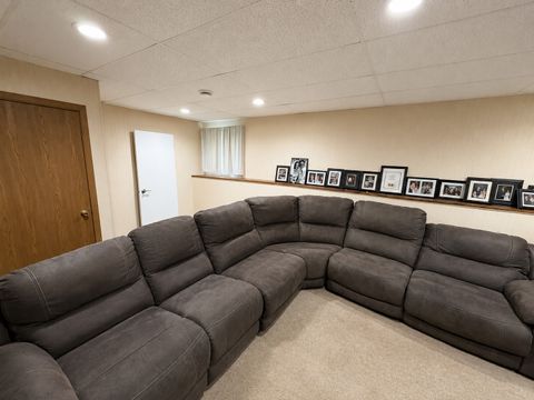 Tiny photo for 204 W Hawthorne Boulevard, Mundelein, IL 60060 (MLS # 12680271)
