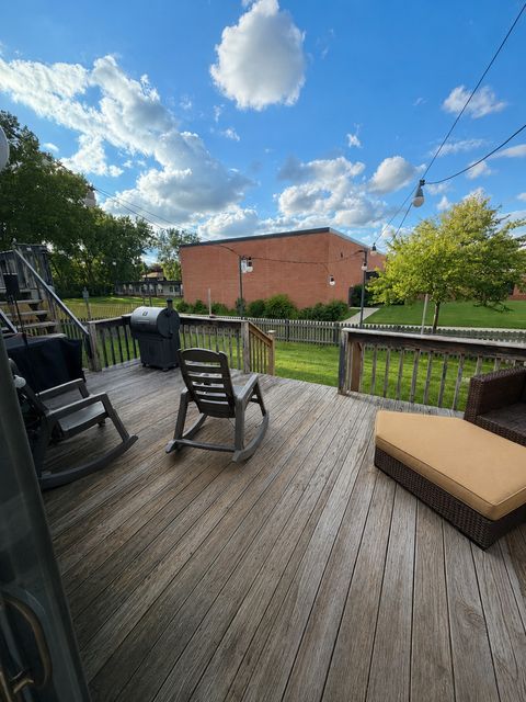 Tiny photo for 204 W Hawthorne Boulevard, Mundelein, IL 60060 (MLS # 12680271)