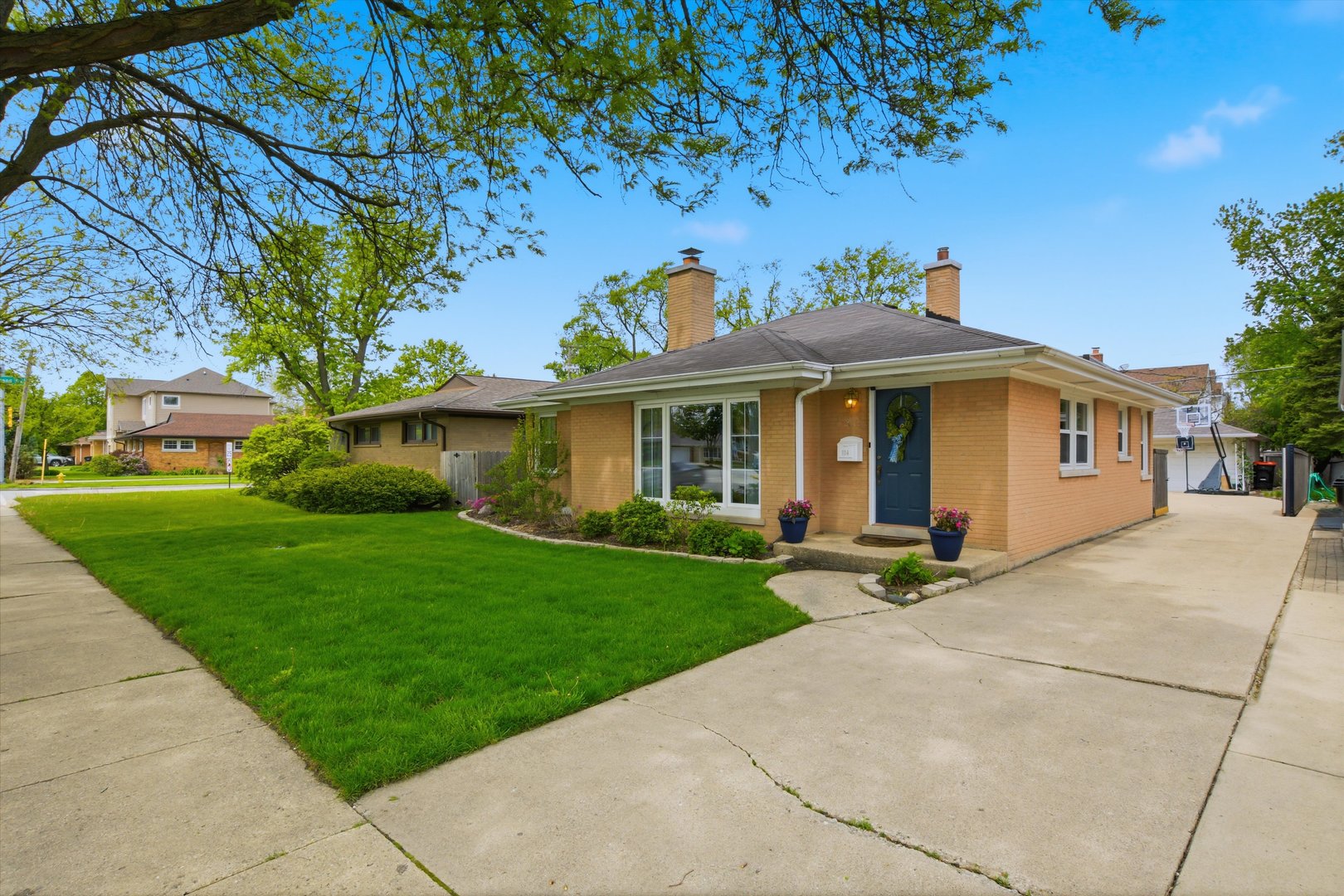 1114 Devon Avenue