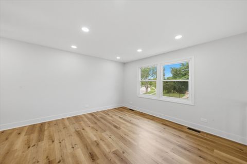 Tiny photo for 7931 W laurel Drive, Frankfort, IL 60423 (MLS # 12645506)