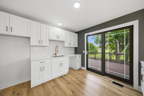 Tiny photo for 7931 W laurel Drive, Frankfort, IL 60423 (MLS # 12645506)