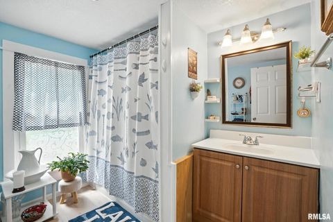 Tiny photo for 24776 178TH Street, Pleasant Valley, IA 52767 (MLS # QC4268123)