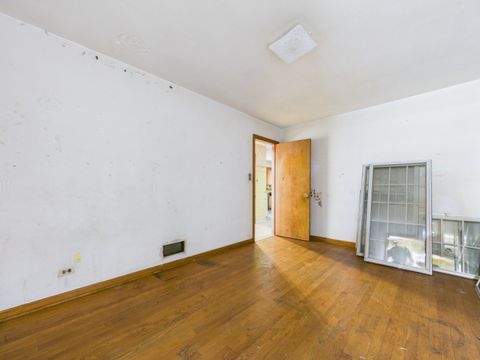 Tiny photo for 5208 S Long Avenue, Chicago, IL 60638 (MLS # 12678375)