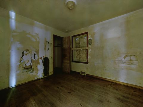 Tiny photo for 5208 S Long Avenue, Chicago, IL 60638 (MLS # 12678375)