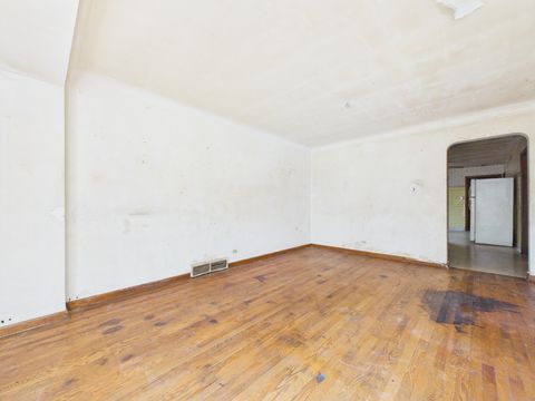 Tiny photo for 5208 S Long Avenue, Chicago, IL 60638 (MLS # 12678375)