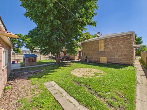Tiny photo for 5208 S Long Avenue, Chicago, IL 60638 (MLS # 12678375)