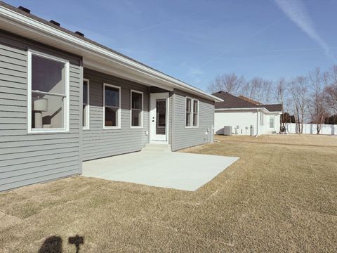 Tiny photo for 1696 Yorktown Drive, Bourbonnais, IL 60914 (MLS # 12566327)