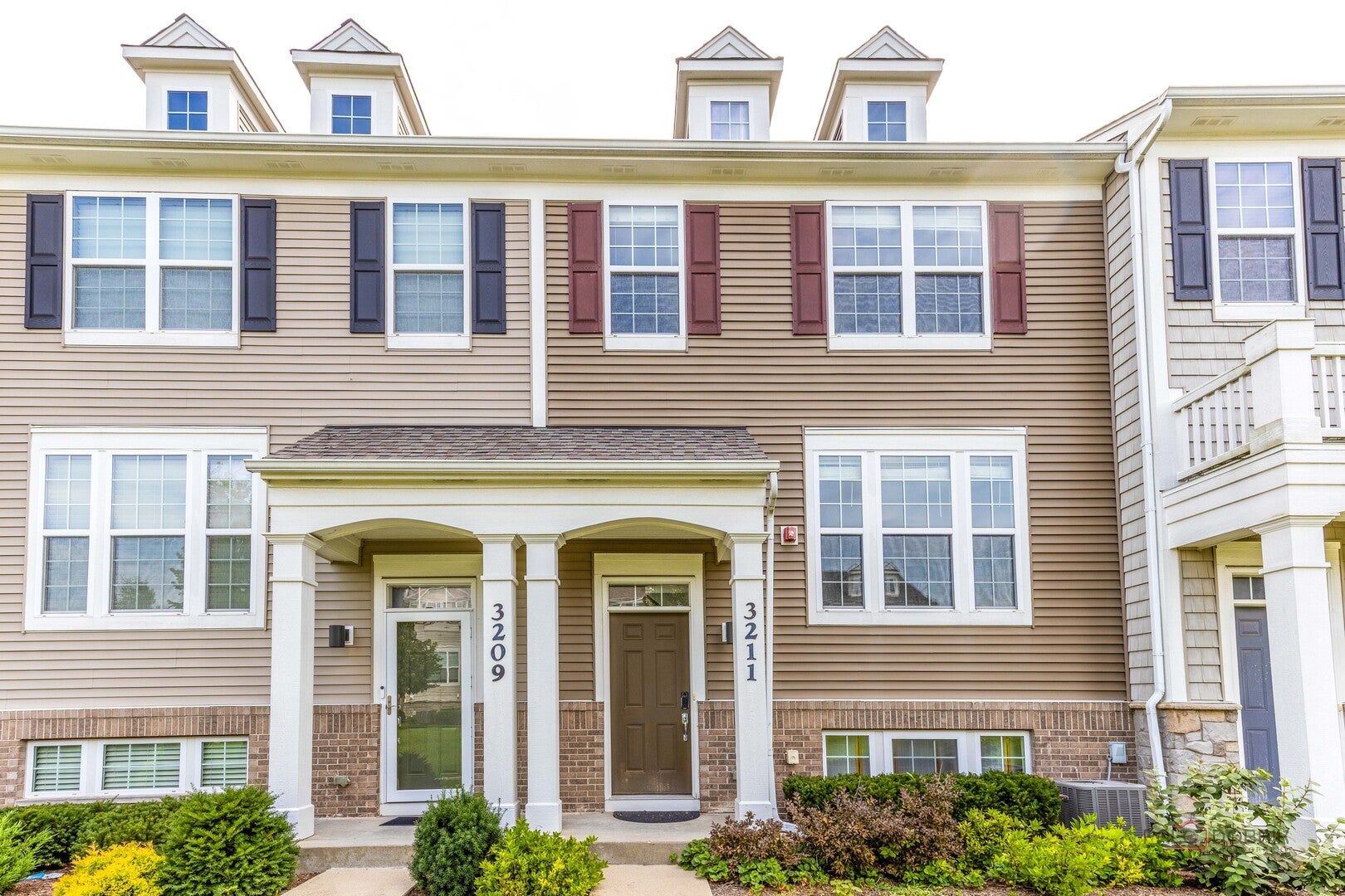 3211 Coral Lane