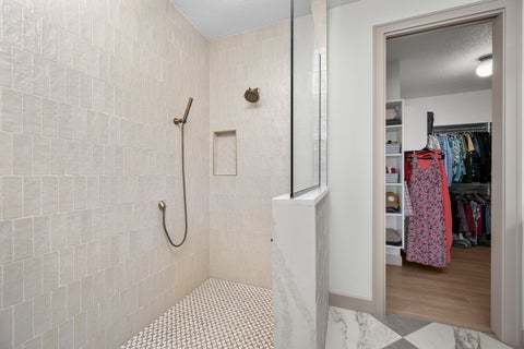 Tiny photo for 7131 Alvie Lane, Bettendorf, IA 52722 (MLS # 12732733)