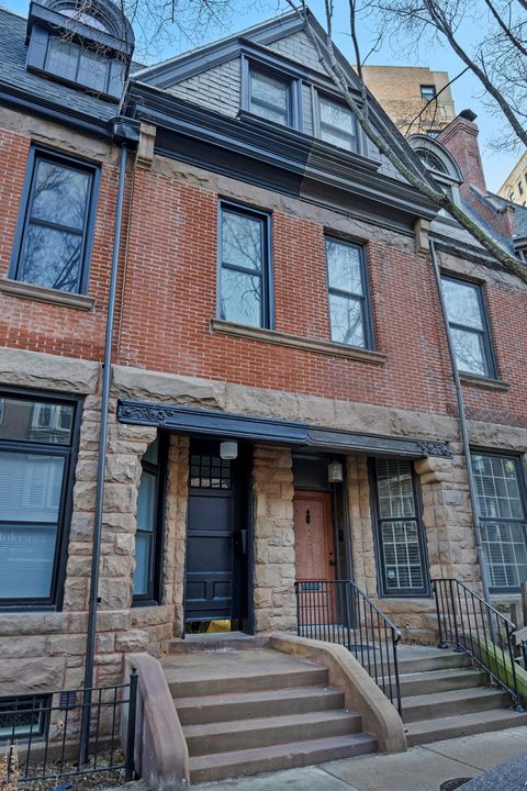 Photo of 2107 N Clark Street, Chicago, IL 60614 (MLS # 12583029)