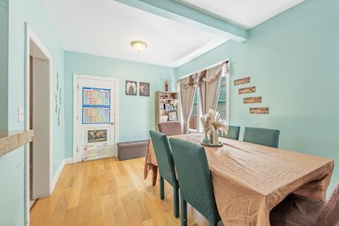 Tiny photo for 5621 S Sawyer Avenue, Chicago, IL 60629 (MLS # 12420044)