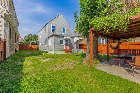 Tiny photo for 5621 S Sawyer Avenue, Chicago, IL 60629 (MLS # 12420044)