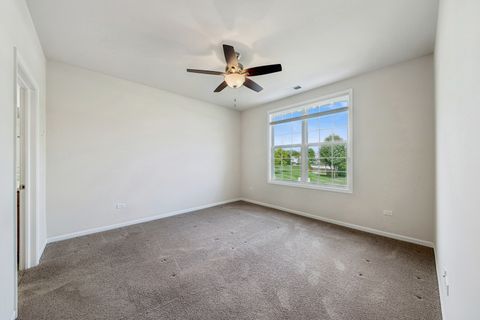 Tiny photo for 2915 Stoney Creek Drive, Elgin, IL 60124 (MLS # 12482735)