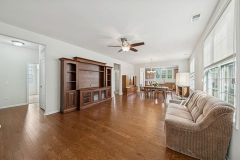 Tiny photo for 2915 Stoney Creek Drive, Elgin, IL 60124 (MLS # 12482735)