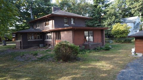 A home in Watseka