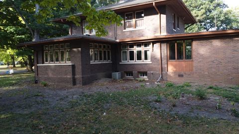 A home in Watseka