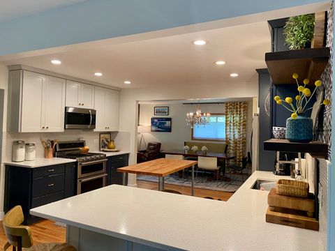 Tiny photo for 419 S Royal Court, Palatine, IL 60067 (MLS # 12528186)