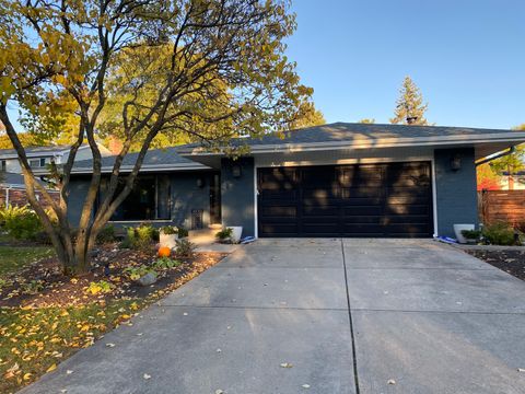 Tiny photo for 419 S Royal Court, Palatine, IL 60067 (MLS # 12528186)