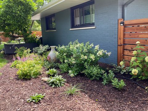 Tiny photo for 419 S Royal Court, Palatine, IL 60067 (MLS # 12528186)