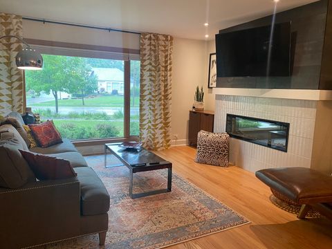 Tiny photo for 419 S Royal Court, Palatine, IL 60067 (MLS # 12528186)