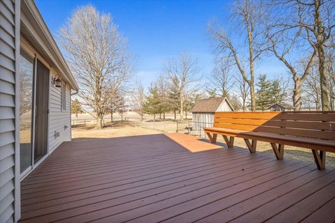 Tiny photo for 2411 Goldberg Road, Bloomington, IL 61705 (MLS # 12570073)