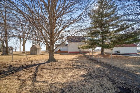 Tiny photo for 2411 Goldberg Road, Bloomington, IL 61705 (MLS # 12570073)