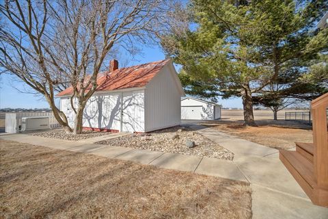 Tiny photo for 2411 Goldberg Road, Bloomington, IL 61705 (MLS # 12570073)