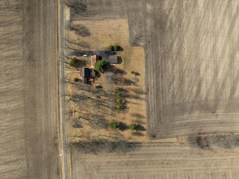 Tiny photo for 2411 Goldberg Road, Bloomington, IL 61705 (MLS # 12570073)